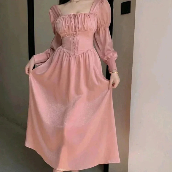 Empire Waist Buttoned Decor Lantern Sleeve Dress - Picture 2 of 6